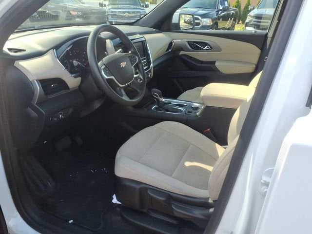 2023 Chevrolet Traverse LS