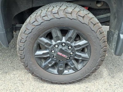 2025 GMC Sierra 2500 HD AT4
