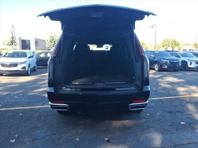 2024 Cadillac Escalade ESV Luxury