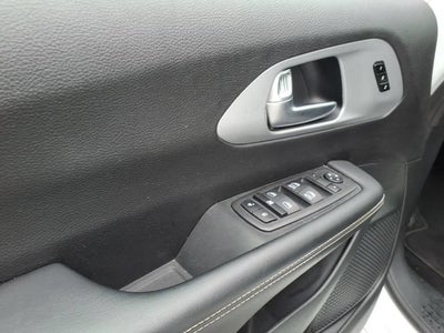2024 Chrysler Pacifica Hybrid S Appearance Pkg