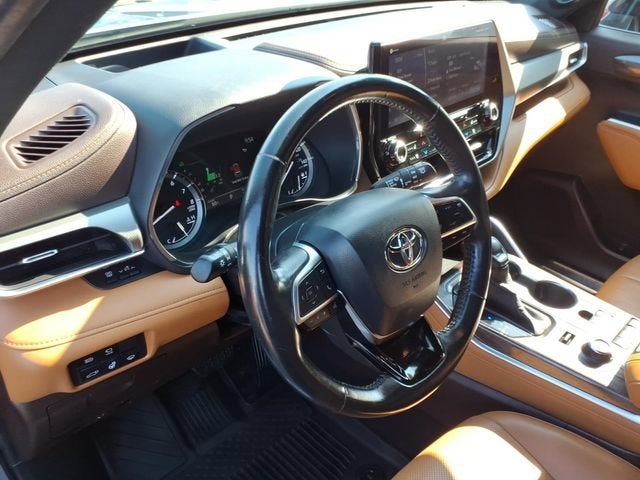 2020 Toyota Highlander Platinum