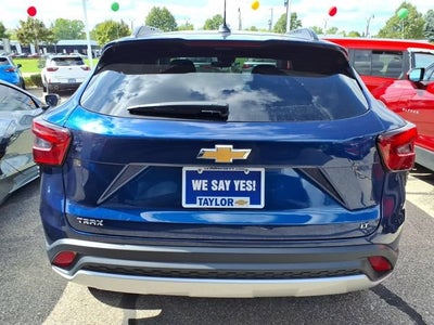 2024 Chevrolet Trax LT