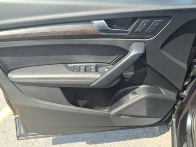 2020 Audi Q5 Premium Plus 45 TFSI quattro S tronic