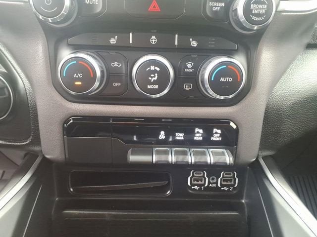 2022 RAM 1500 Big Horn Crew Cab 4x4 6'4" Box