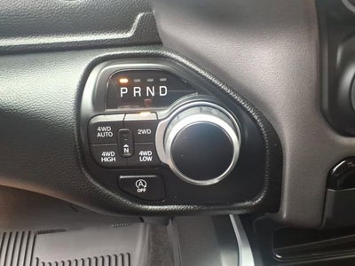 2022 RAM 1500 Big Horn Crew Cab 4x4 6'4" Box