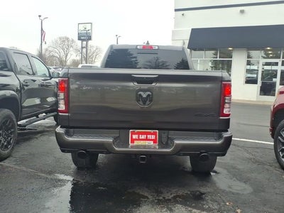 2022 RAM 1500 Big Horn Crew Cab 4x4 6'4" Box