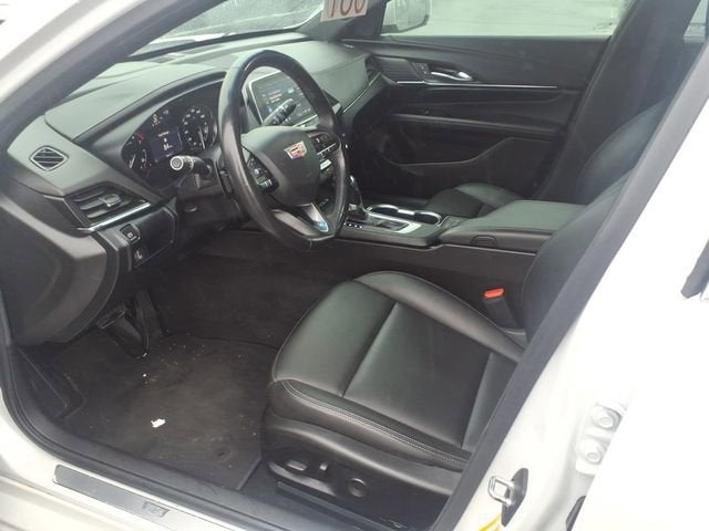 2022 Cadillac CT4 Luxury