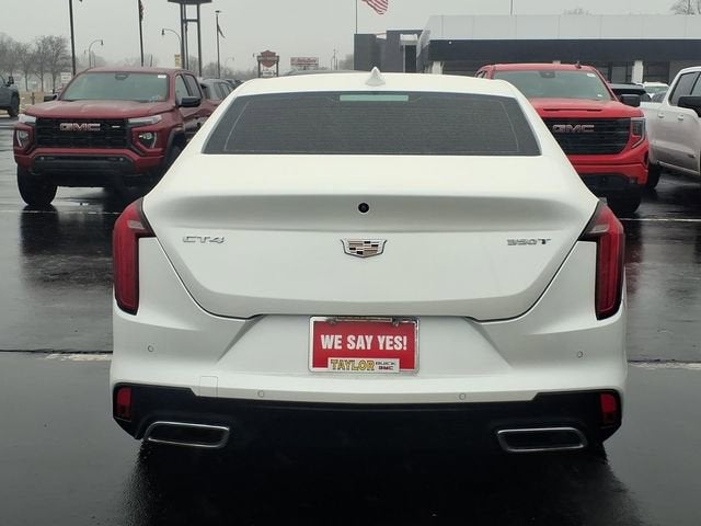 2022 Cadillac CT4 Luxury