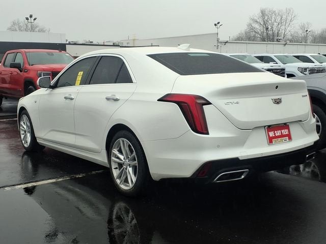 2022 Cadillac CT4 Luxury