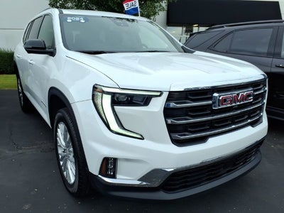 2024 GMC Acadia Elevation
