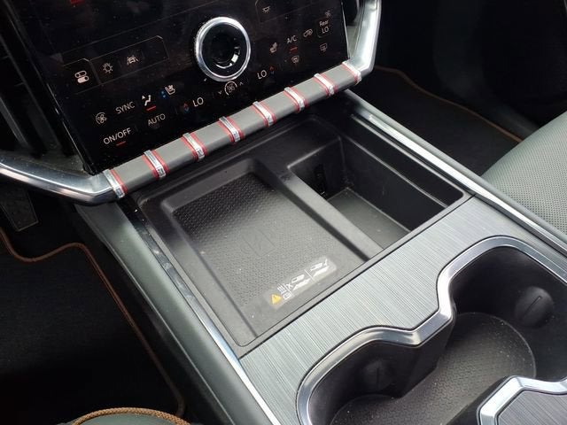 2024 GMC Acadia AT4