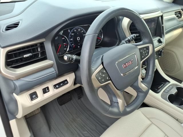 2022 GMC Acadia Denali
