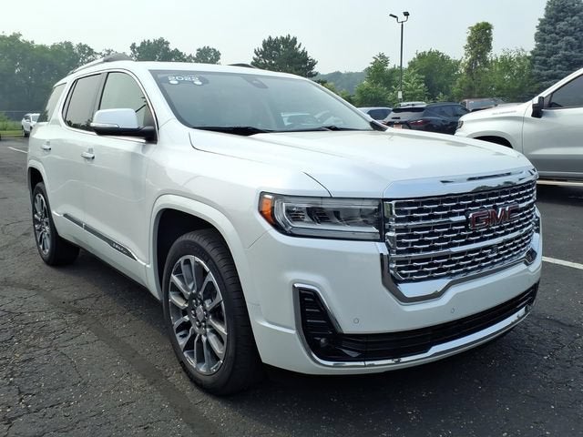 2022 GMC Acadia Denali