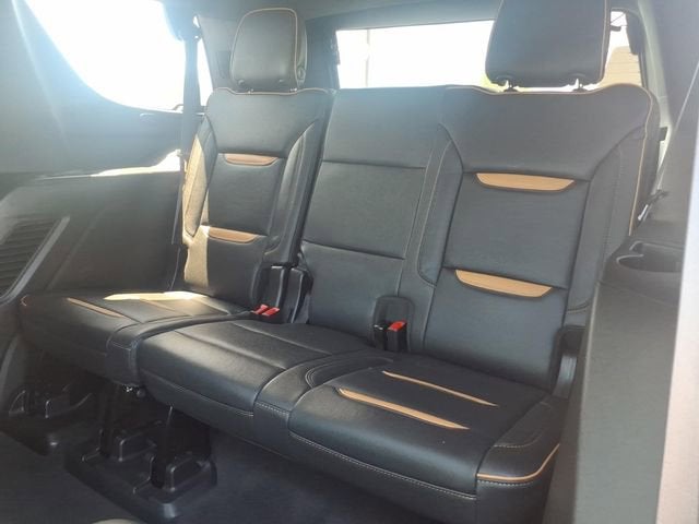 2024 GMC Yukon AT4 - Photo 10