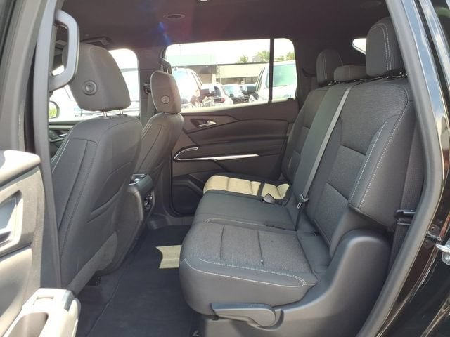 2024 Chevrolet Traverse LS