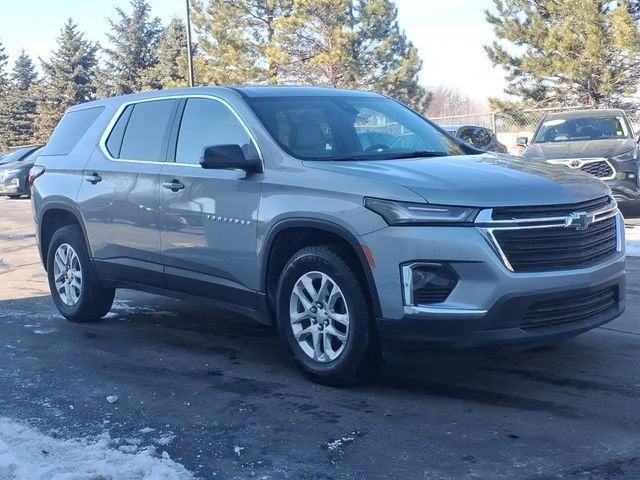 2023 Chevrolet Traverse LS