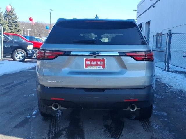 2023 Chevrolet Traverse LS