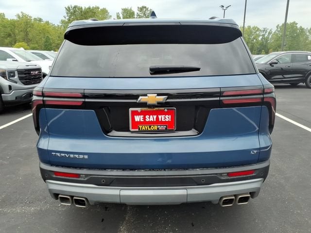 2024 Chevrolet Traverse LT