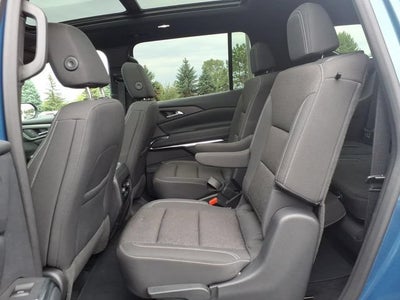 2024 Chevrolet Traverse LT