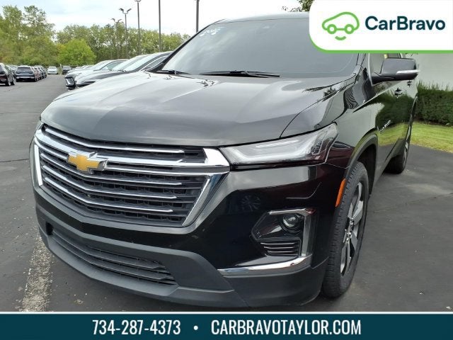 2022 Chevrolet Traverse LT Leather