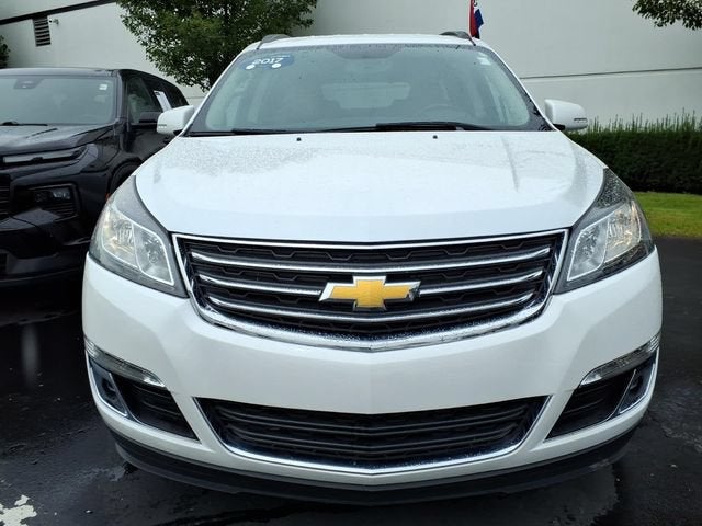Used 2017 Chevrolet Traverse 2LT with VIN 1GNKRHKD5HJ331490 for sale in Taylor, MI
