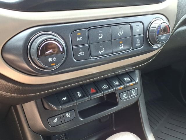 2022 GMC Canyon Denali