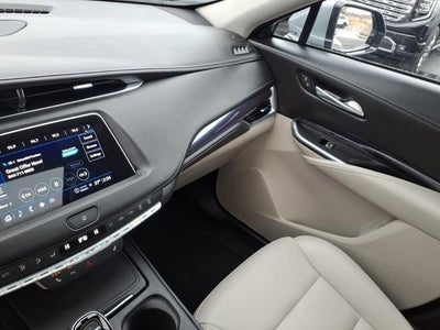 2023 Cadillac XT4 Luxury