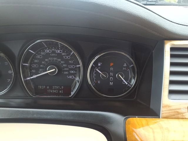 2012 Lincoln MKS 4dr Sdn 3.7L AWD