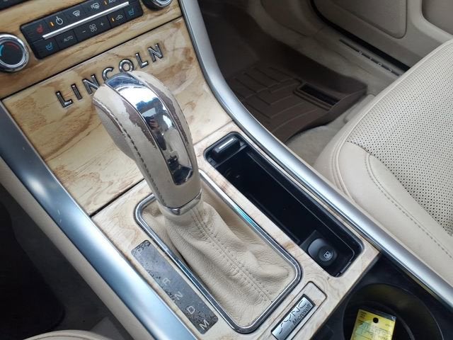 2012 Lincoln MKS 4dr Sdn 3.7L AWD