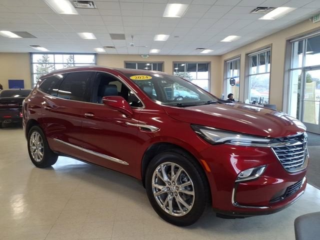 2024 Buick Enclave Essence
