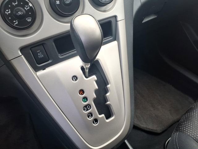 2010 Pontiac Vibe 4dr HB AWD