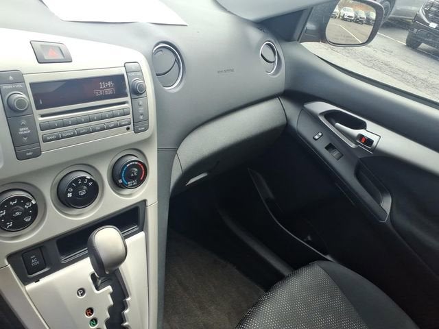 2010 Pontiac Vibe 4dr HB AWD