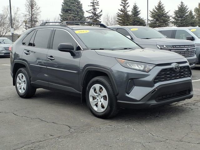 2019 Toyota RAV4 LE