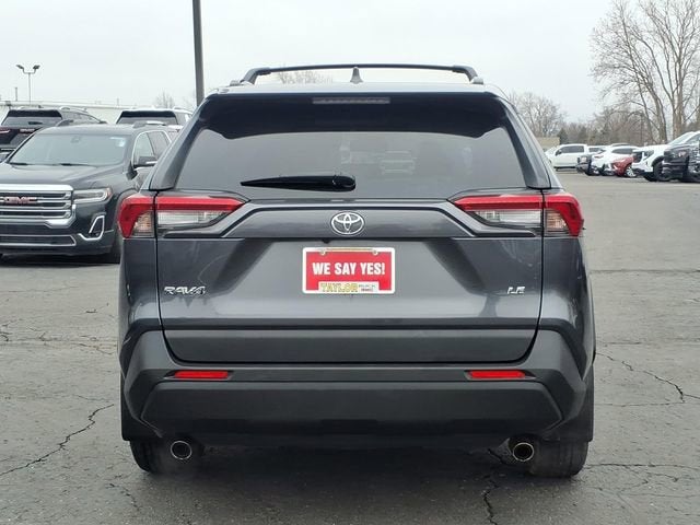 2019 Toyota RAV4 LE