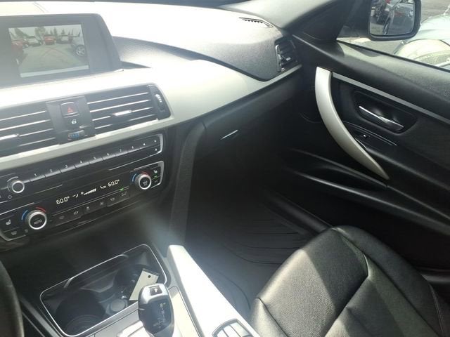 2018 BMW 320i xDrive