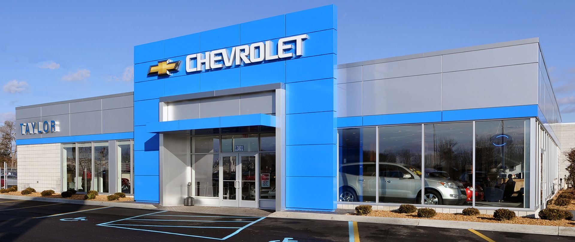 Taylor Buick GMC Showroom
